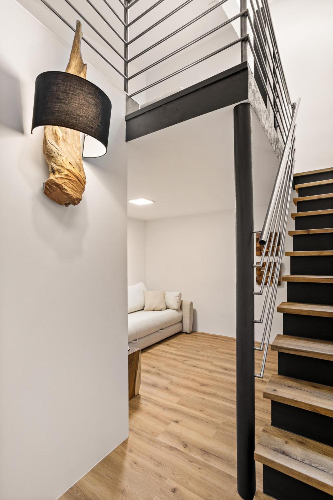 Hotel Harmonija Spa & Free Parking Mengeš Kültér fotó